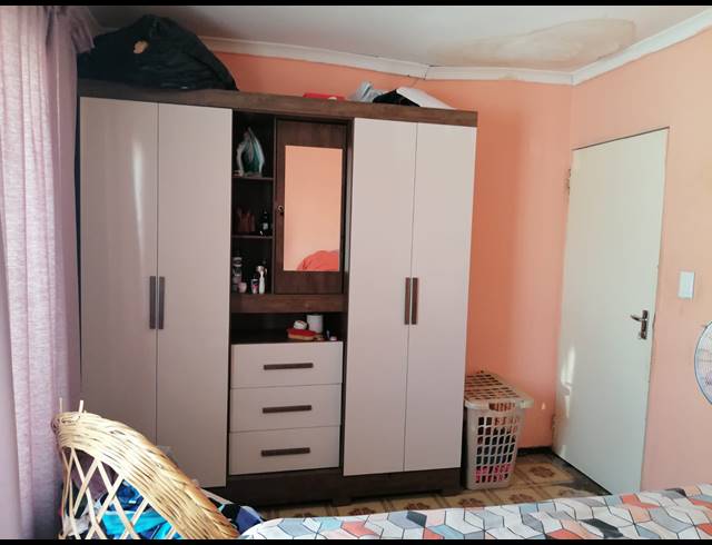 3 BEDROOM HOUSE FOR SALE IN TLHABANE WEST